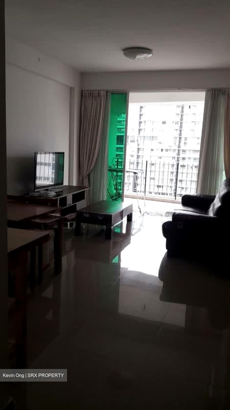 Papillon (D12), Apartment #574096891